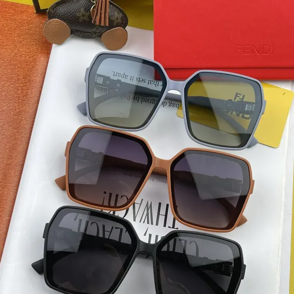 FENDI(フェンディ ) サングラス