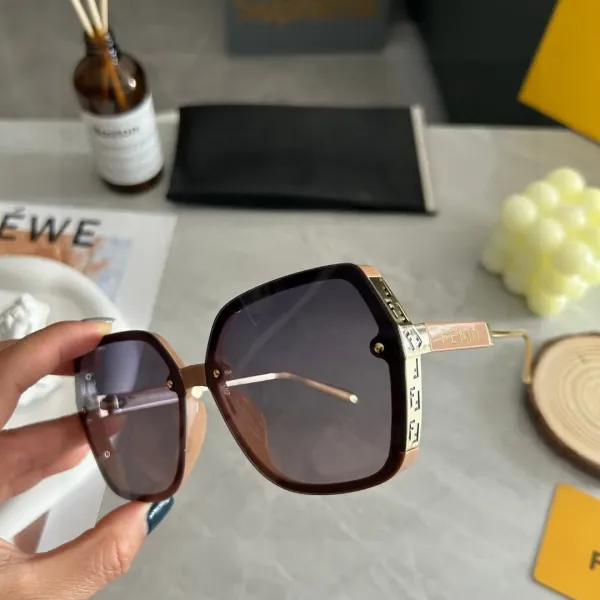FENDI(フェンディ ) サングラス