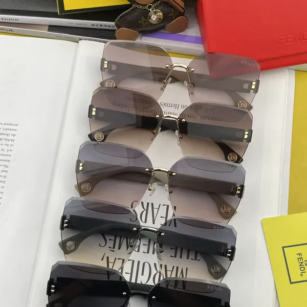 FENDI(フェンディ ) サングラス