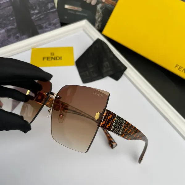 FENDI(フェンディ ) サングラス