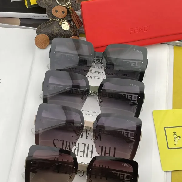 FENDI(フェンディ ) サングラス