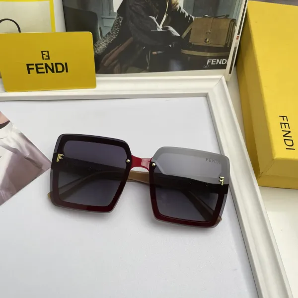 FENDI(  フェンディ ) サングラス
