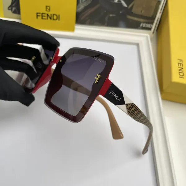 FENDI(  フェンディ ) サングラス
