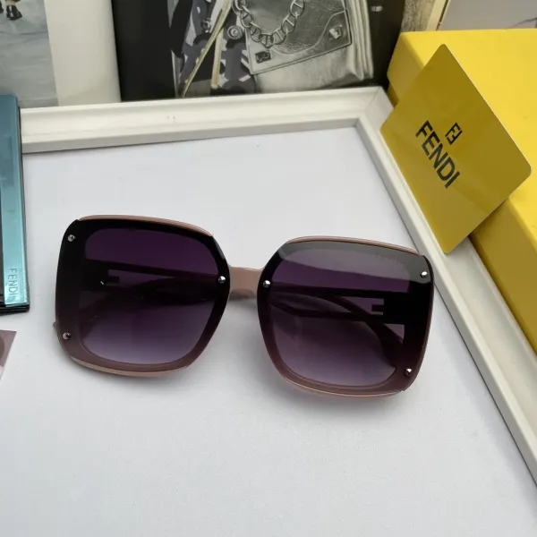 FENDI(  フェンディ ) サングラス