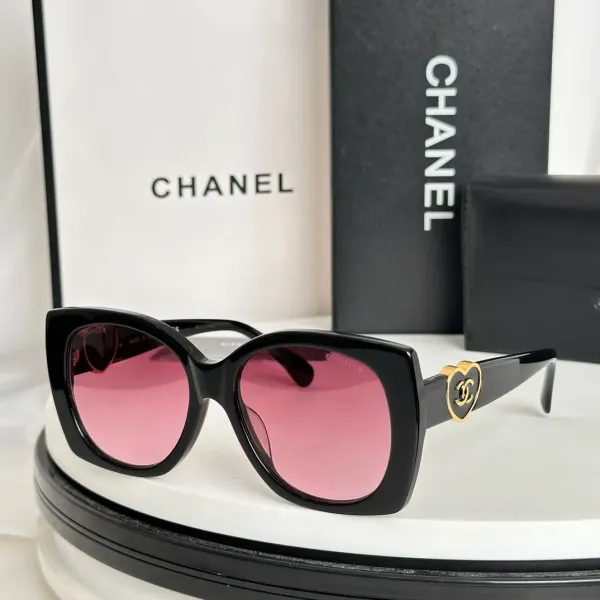 CHANEL( シャネル) サングラス 241012
