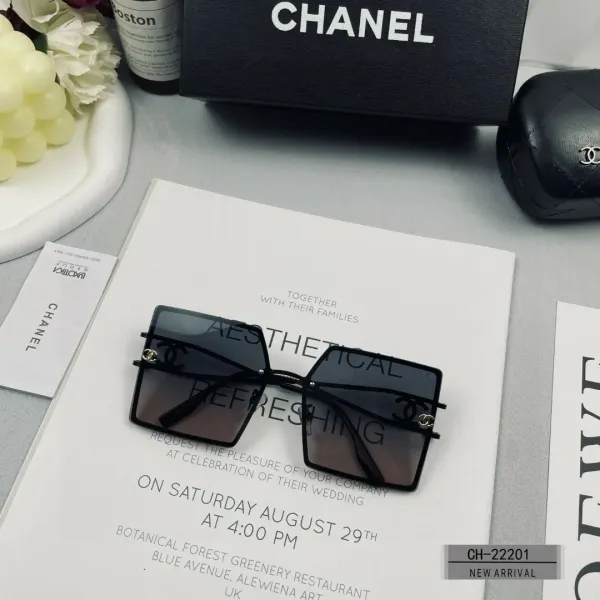 CHANEL( シャネル) サングラス 241012