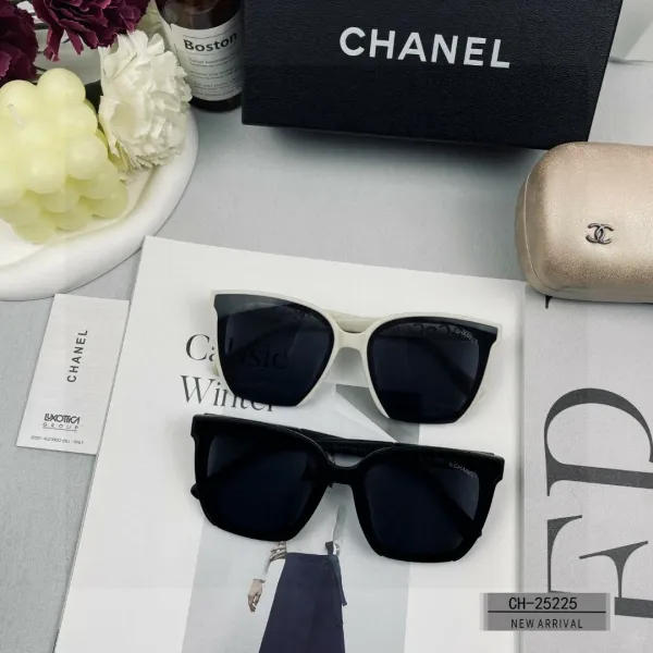 CHANEL( シャネル) サングラス 241012