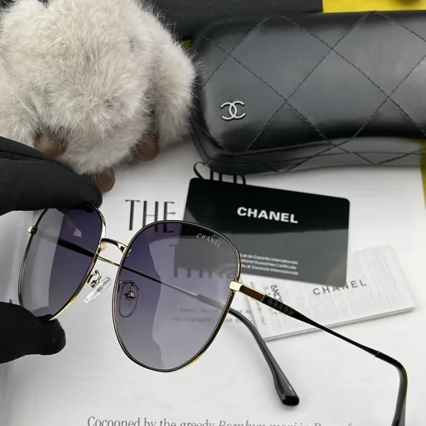 CHANEL( シャネル) サングラス 241012