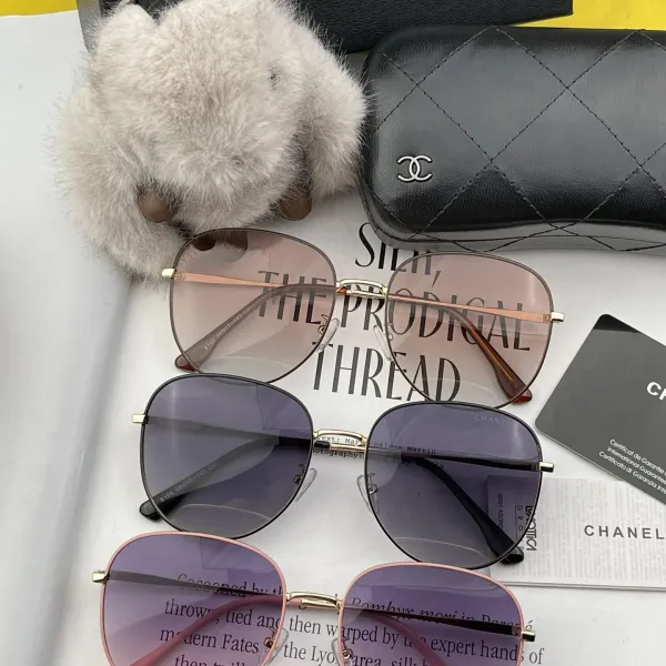 CHANEL( シャネル) サングラス 241012