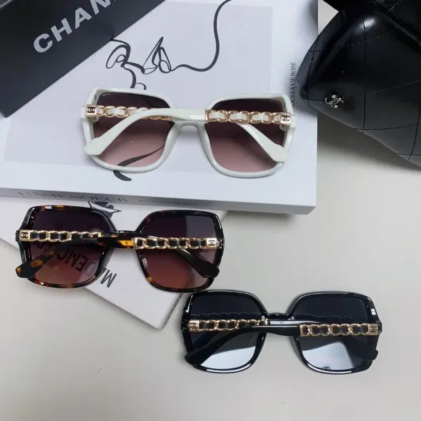 CHANEL( シャネル) サングラス 2475