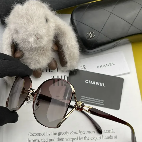 CHANEL( シャネル) サングラス 2475