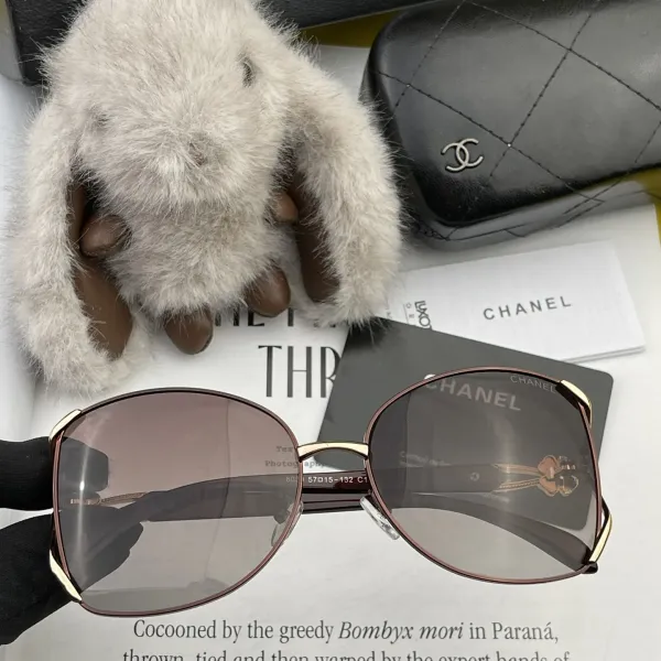 CHANEL( シャネル) サングラス 2475