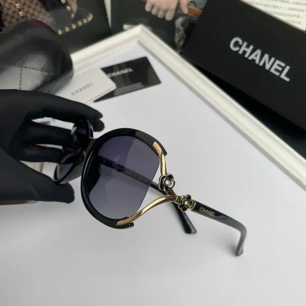 CHANEL(シャネル) サングラス
