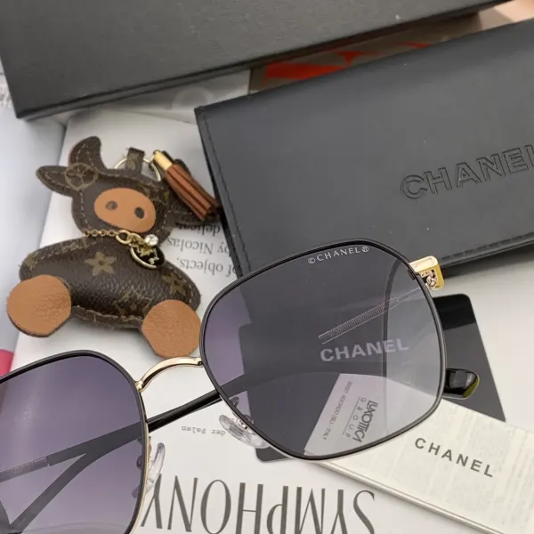 CHANEL( シャネル ) サングラス