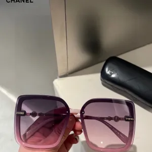 CHANEL( シャネル ) サングラス CHANEL( シャネル ) サングラス