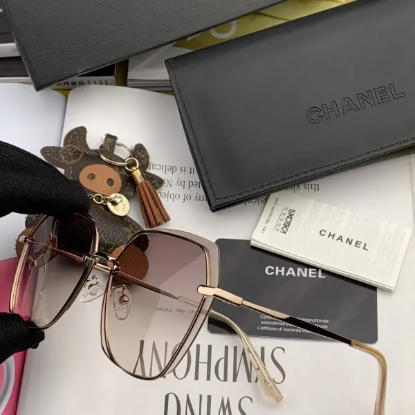 CHANEL( シャネル ) サングラス