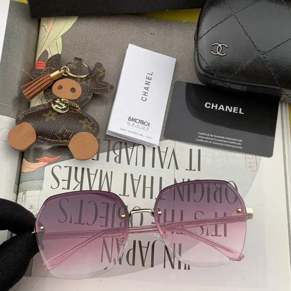 CHANEL (シャネル) サングラス
