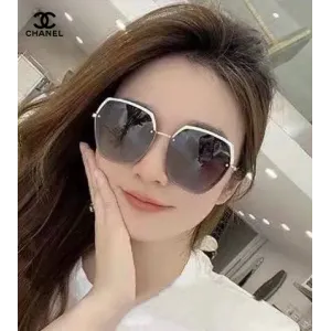 CHANEL (シャネル) サングラス