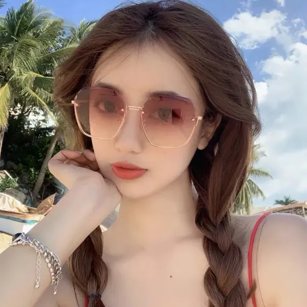 CHANEL (シャネル) サングラス