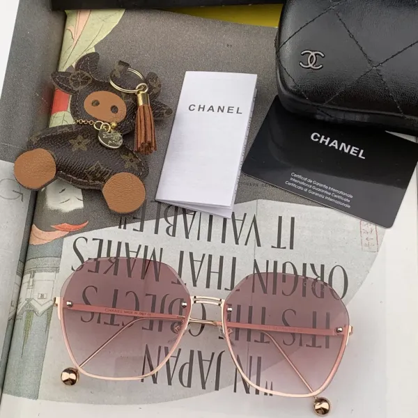 CHANEL (シャネル) サングラス