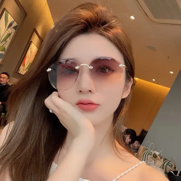 CHANEL (シャネル) サングラス