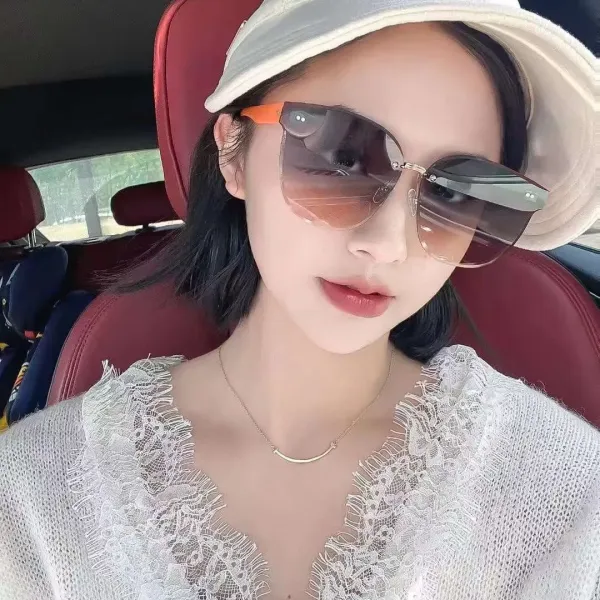 CHANEL (シャネル) サングラス