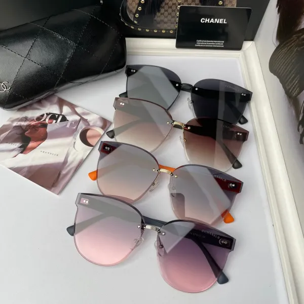 CHANEL (シャネル) サングラス