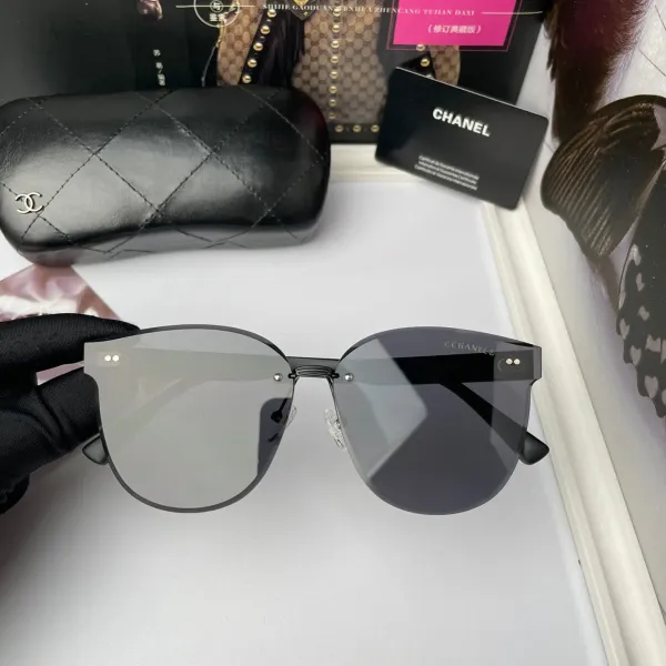 CHANEL (シャネル) サングラス