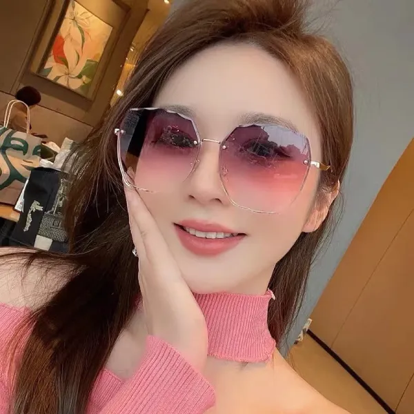 CHANEL( シャネル) サングラス