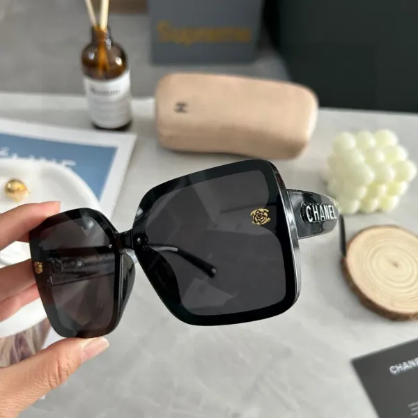 CHANEL( シャネル) サングラス