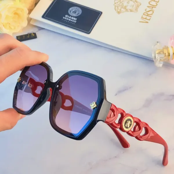 VERSACE(ヴェルサーチ ) サングラス