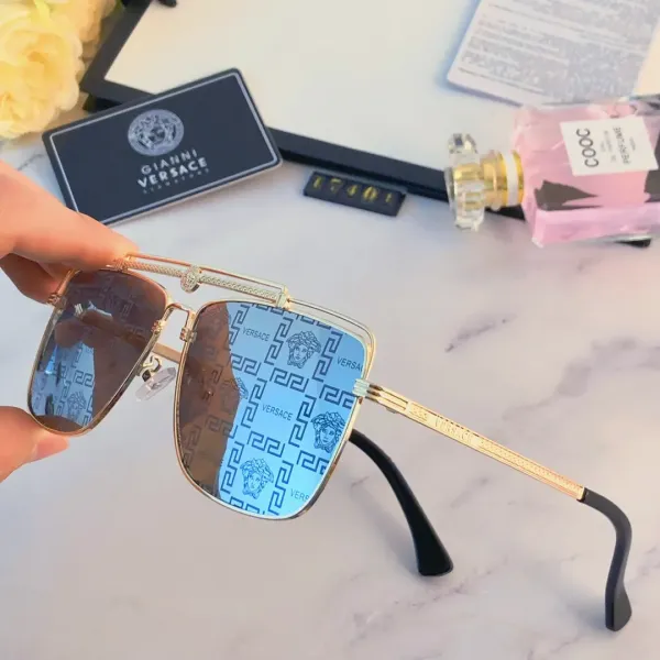 VERSACE(ヴェルサーチ ) サングラス
