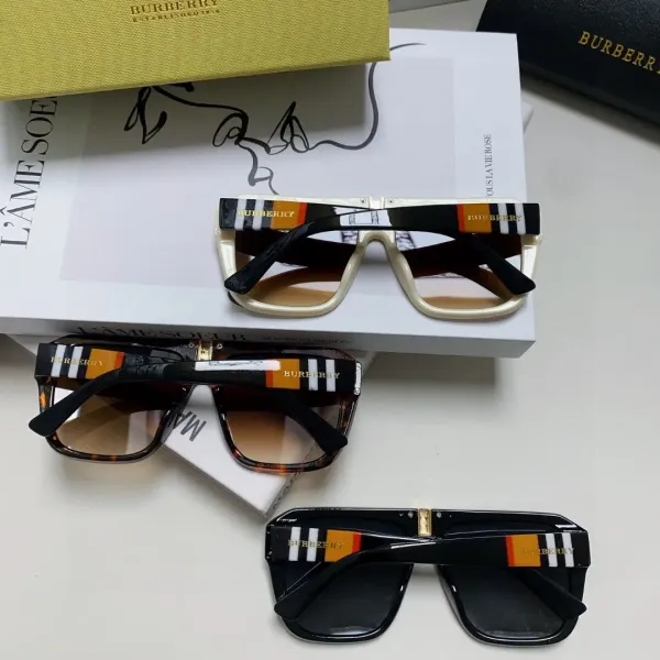 BURBERRY(バーバリー) サングラス  241014