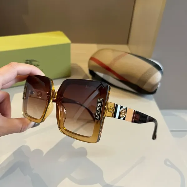 BURBERRY(バーバリー) サングラス