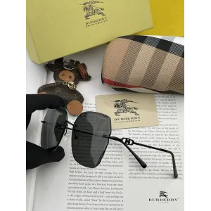 BURBERRY(バーバリー) サングラス BURBERRY(バーバリー) サングラス