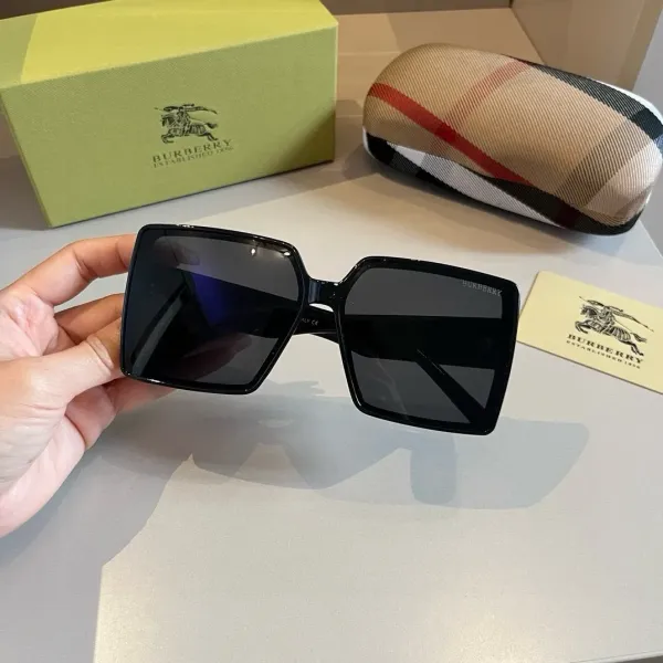 BURBERRY(バーバリー) サングラス
